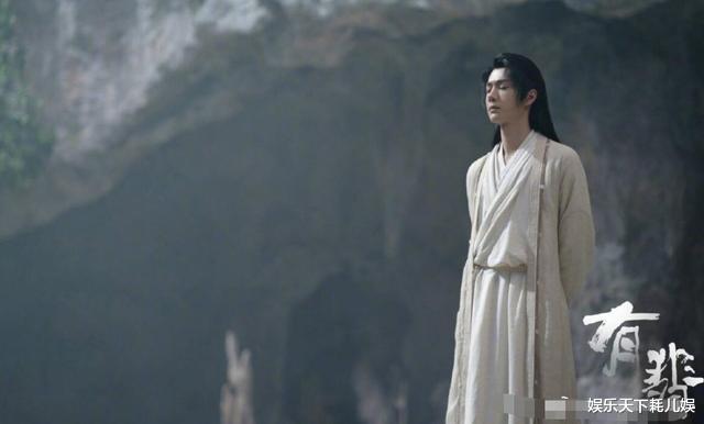 王一博|王一博《有匪》最新洗浴路透，身材太虐被吐槽，反为他的敬业精神正名