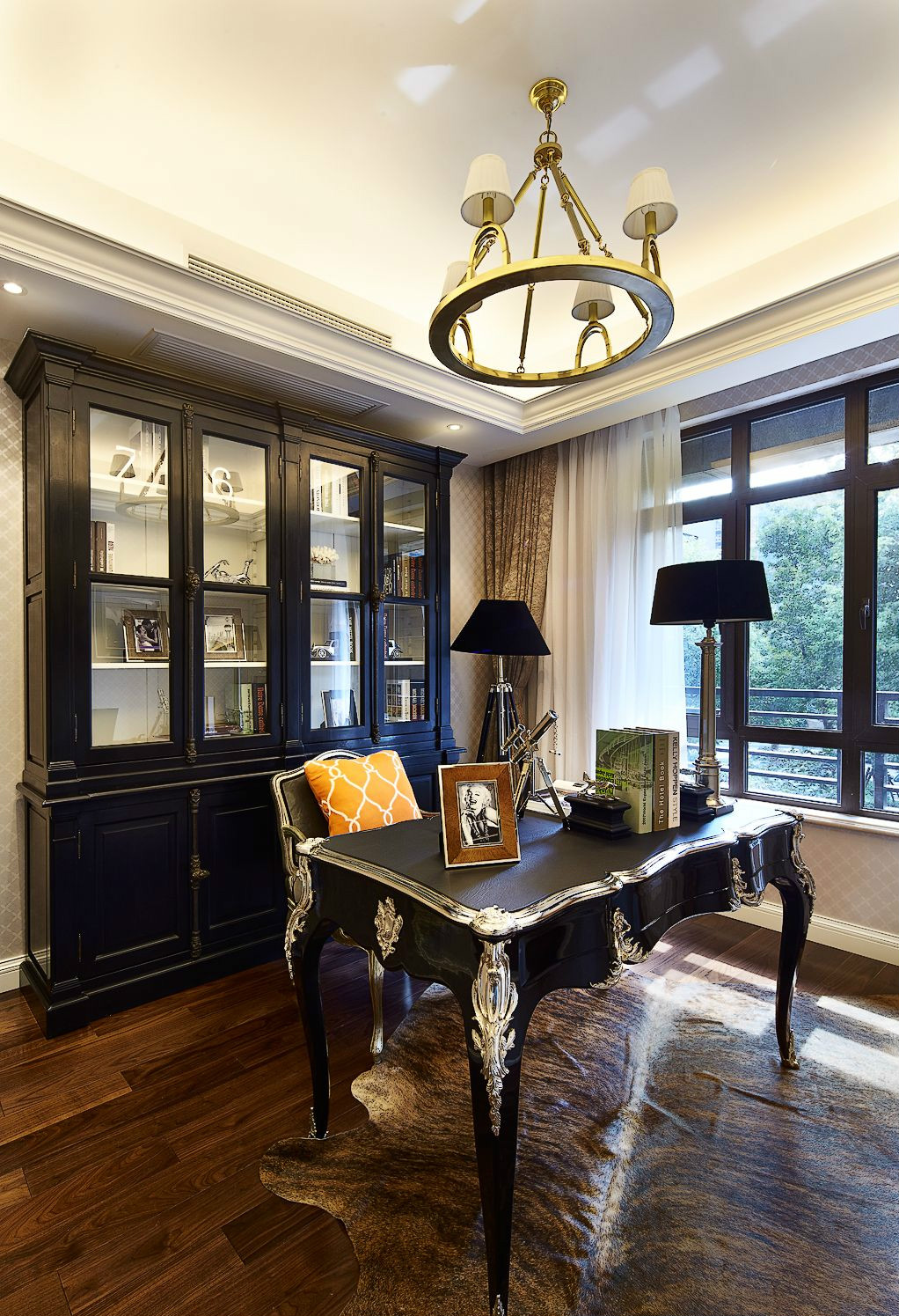 |这套新古典与美式风格的结合,奢华到了极致