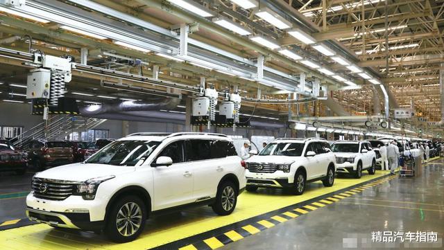 科沃兹|国产车的“巅峰对决”，吉利新远景和奇瑞艾瑞泽5，选谁好？