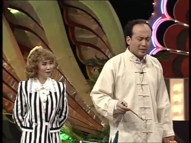 蔡明|从“万人捧”到“万人嫌”，连登27次春晚的蔡明，终于“翻车”