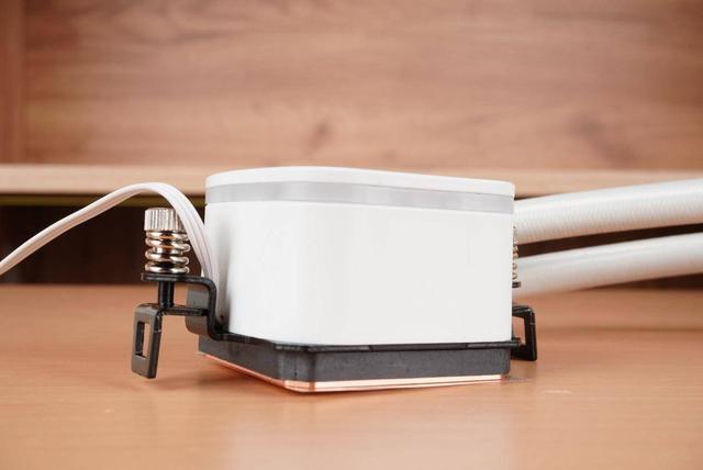 机箱|夏天到了来点清凉的设计，爱国YOGO K1机箱推荐