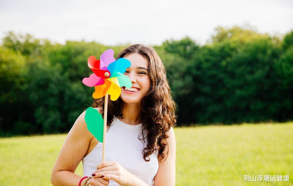 脑梗|57岁男子突然晕倒,脑梗离世,医生:一把年纪,这事早该控制了!