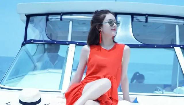 『赵丽颖』赵丽颖发微博秒删，因无意间暴露娱乐圈秘密！已经1.5万人看到了