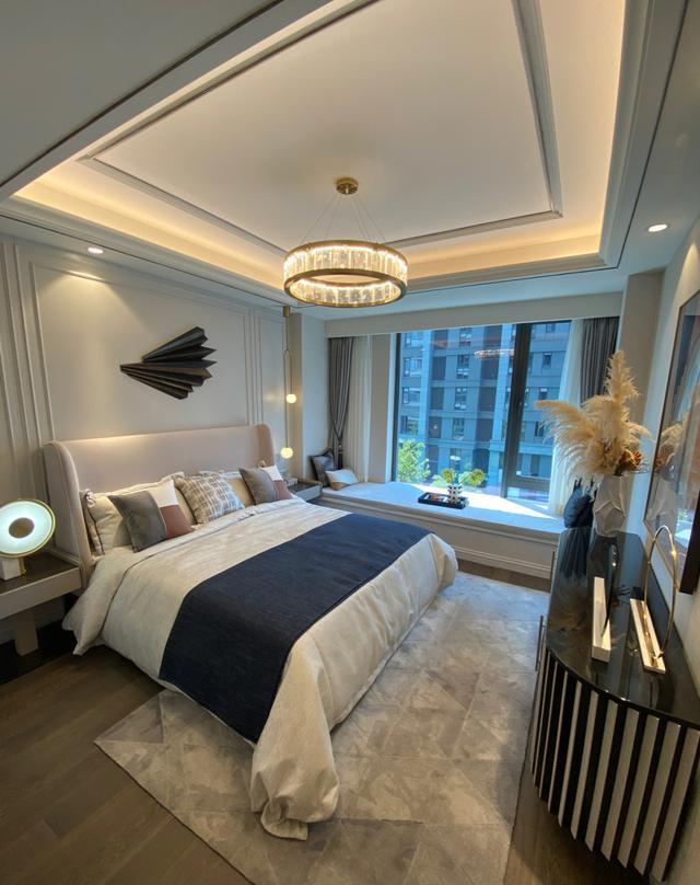 『』135平的四叶草户型，7米大阳台太喜欢了，特别满意女儿房装修