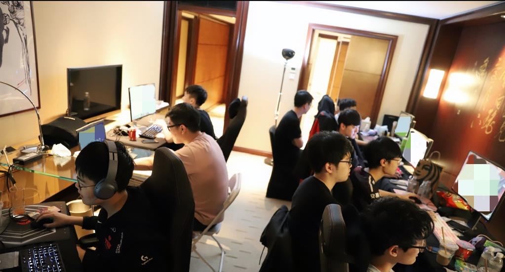 tes战队|LGD引发LPL队伍集体恐慌，TES全队通宵ank，369打了29小时