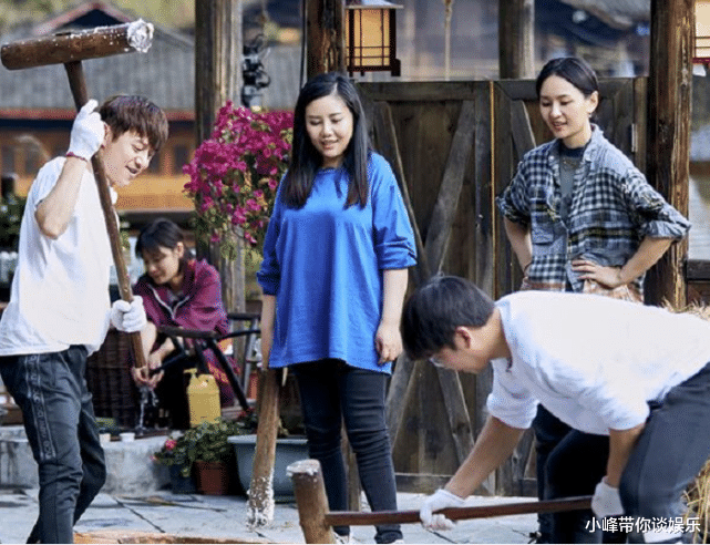 「黄磊」向往的生活：唯一“全程不干活”的人，不光没被骂惨，黄磊还超喜欢