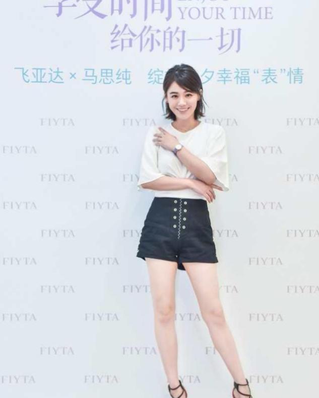 穿衣搭配@脸胖的女生千万不要穿这几种衣服，更加显脸大，还很没气质！