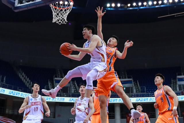 蒋兴权@首发五虎100分！浙江全华班不输广厦 80岁蒋兴权见证同省双雄闪耀