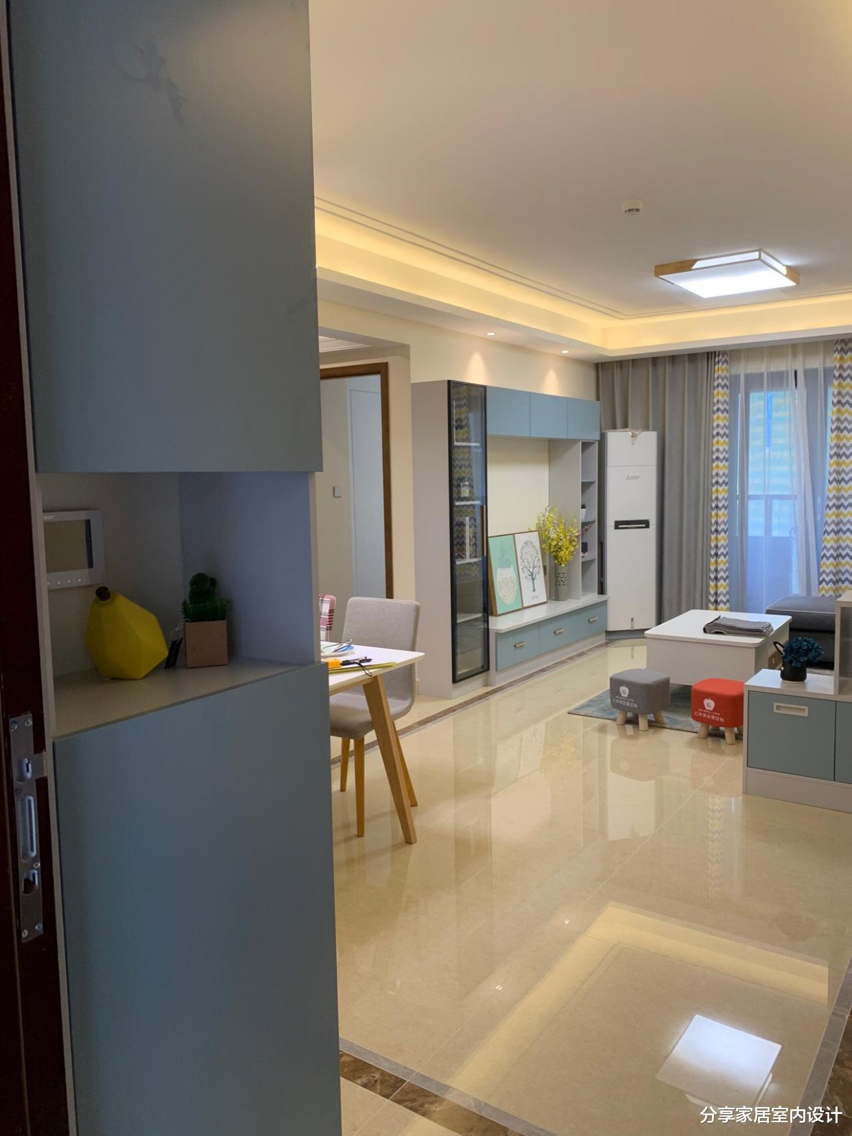 ▲她家辛苦六个月搬新家，效果还不错，电视墙特别实用，忍不住晒晒