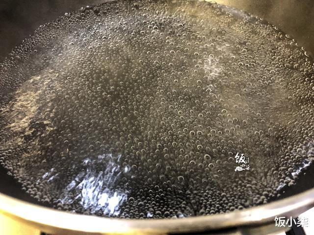 |为什么煮熟的八爪鱼咬不动？渔民指出我错误的步骤，教我正确做法