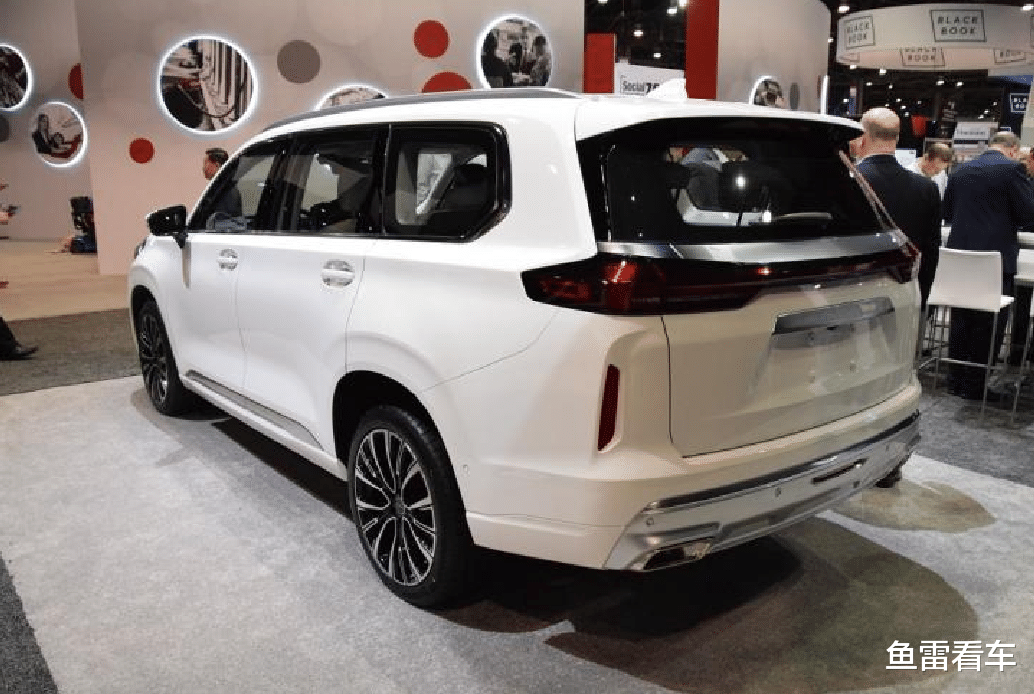 【瑞虎8】气场逼人，奇瑞星途VX首组官方渲染图现身，亮灯之后确实不一般