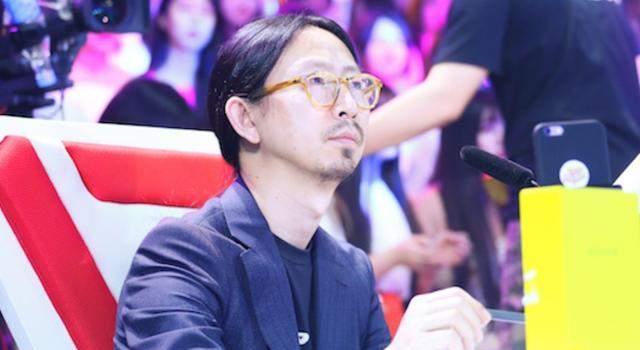 vava|丁太昇怼哭VAVA，引起说唱圈群攻：只因扯开了说唱歌手遮羞布