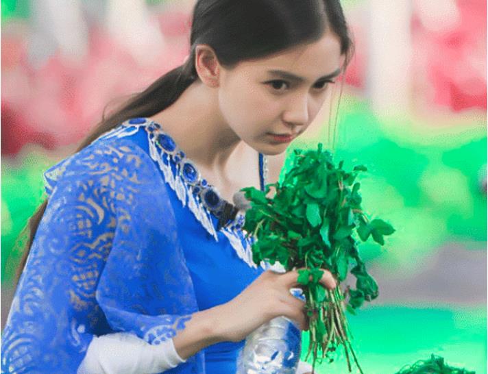 Angelababy■Baby上跑男的生图彻底爆了，一眼看出真实腰围，这才是当妈的样子