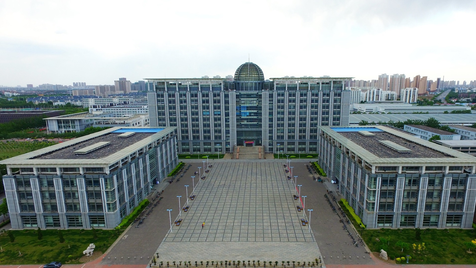 大学|这所“职业技校”听起来像大专，其实是本科大学，分数线接近一本