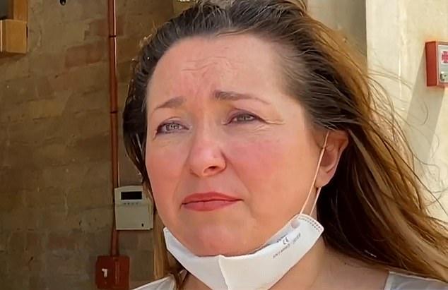 美国▲美国俱乐部老板:跪死黑人的警察与黑人曾是同事,警察平日很暴躁