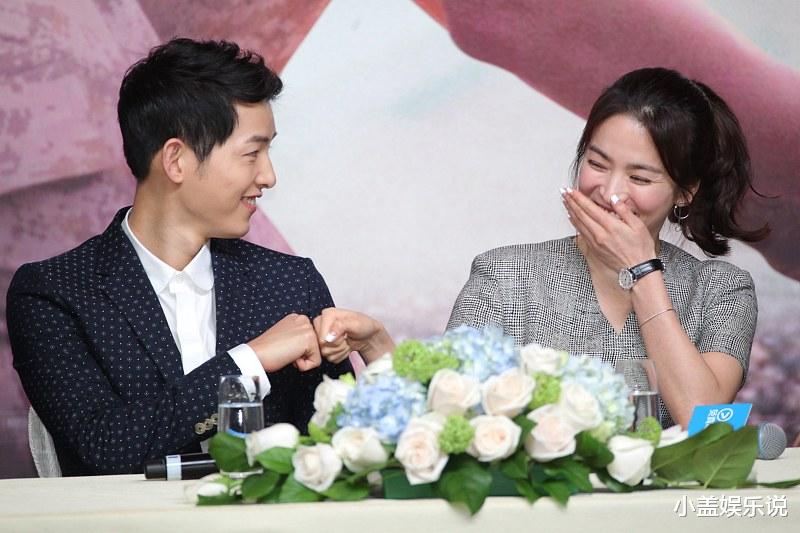 太阳的后裔■李沁、黄景瑜饰演中国版《太阳的后裔》，看了剧照，这部剧要火啦。