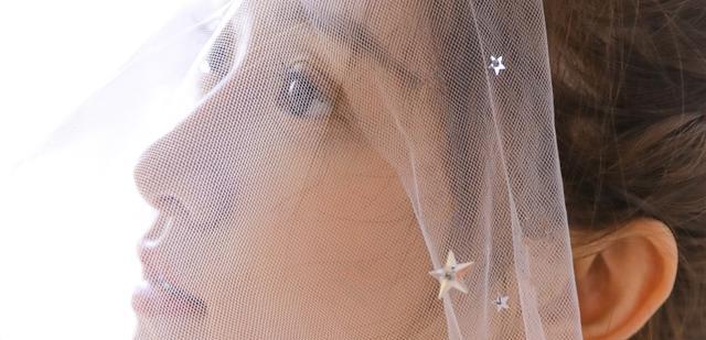 [金牛座]2周后，惊鸿一面，桃花蔓延，3星座比翼遇良人，情深结连理