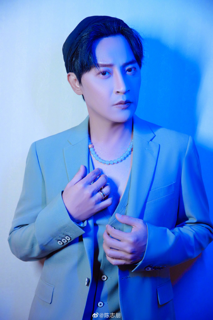 陈志朋|辣眼睛的陈志朋终于回归正常，50岁告别油腻，瘦成小鲜肉