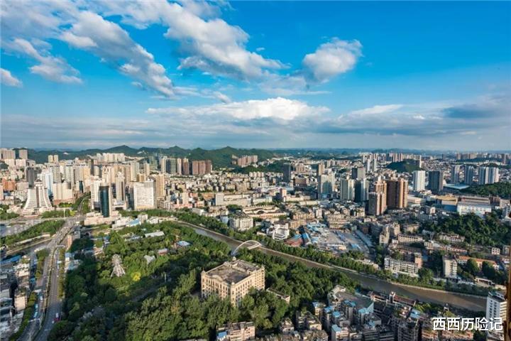 『贵阳』贵州发展最快的城市,GDP直追省会贵阳,未来有望成为二线城市