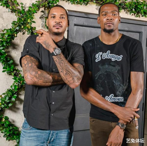 【凯文·杜兰特】杜兰特终于开窍了，参加“社会老大”安东尼聚会，深夜玩到销魂