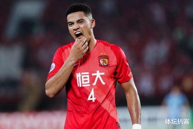 国足▲国足归化再传捷报!3大外援入籍手续基本完成,亚洲一流中轴线出炉!