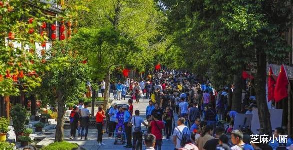 「」五一长假，为何“聪明人”都不会选择出门旅游？三个原因一针见血