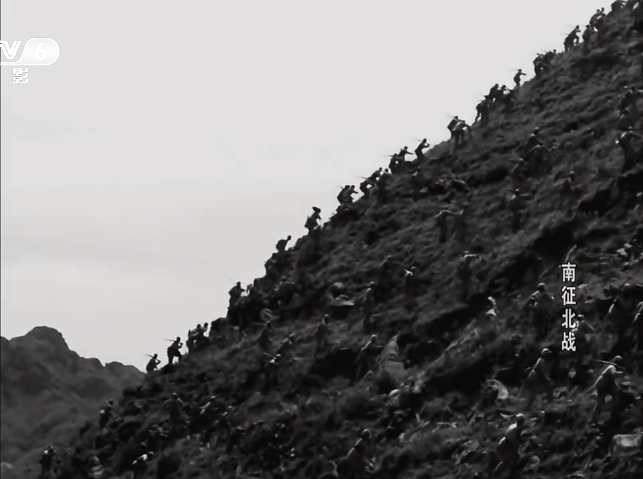 南征北战|《南征北战》故事，拍电影用真枪真子弹，经典台词比比皆是