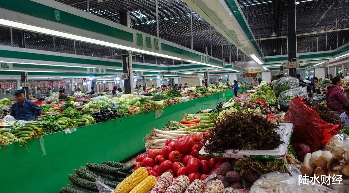 ▲穷人“翻身”机会来了？又一暴利行业诞生，不少人年入数亿