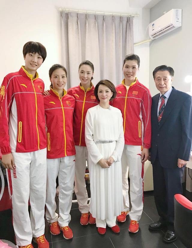 惠若琪@惠若琪和肖战、黄景瑜同框，张常宁和王一博合影！身高差十分明显