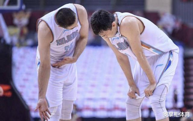 新疆男篮|新疆为何惨败辽宁？这三点原因无可辩驳，遭淘汰或只是时间问题！