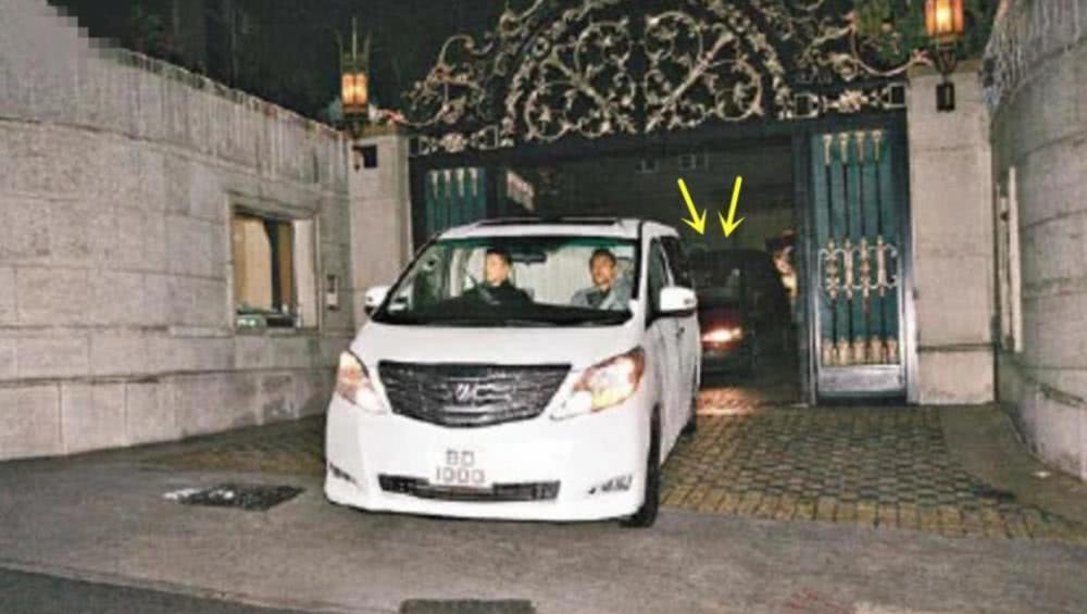 赌王：赌王家的保镖车，号称“子弹头”，装下七名壮汉无压力