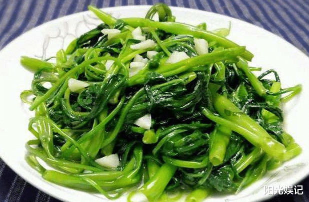 「更年期」6月多吃这菜,吃一次相当于给肠胃做运动,还非常便宜,1把1块钱