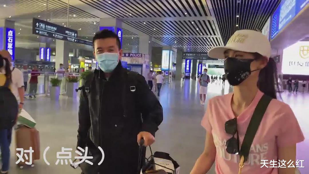 黄圣依@在家被伺候惯了?把好心帮自己的姐姐都当空气,黄圣依咋回事?