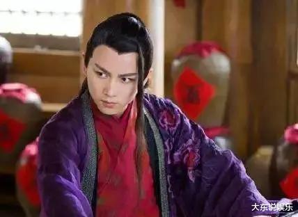 岳不群|练过葵花宝典的4个人，岳不群、林平之、东方不败都败了，唯独他真练成了