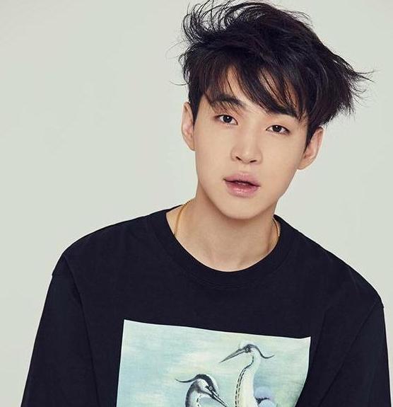 ?带你看看刘宪华住的豪宅，别以为他是富二代，住的房子特别普通