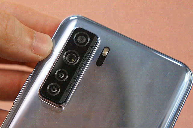 [华为荣耀]华为只能买高端？这四款中端机，或许为其可以证明实力！