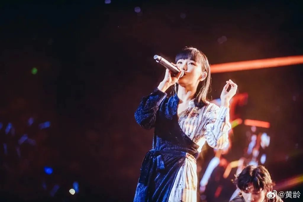 黄龄|33岁看起来就像18岁，这位《乘风破浪的姐姐》吃素12年，活得真实而年轻