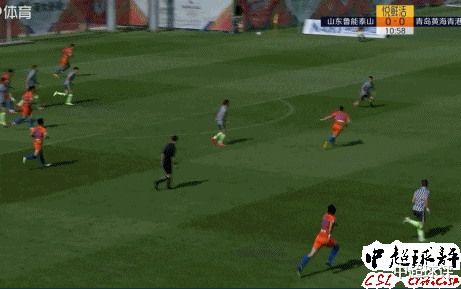 『山东鲁能』李铁今天最大发现：20岁新星撞飞鲁能球员2米远造进球！
