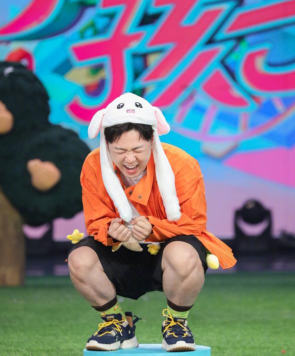 『杜海涛』看惯了胖胖的杜海涛后，再看减肥成功后的他，意外撞脸权志龙