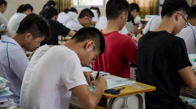 学霸|高中生学霸“情书”走红，令人眼前一亮，老师看后自愧不如