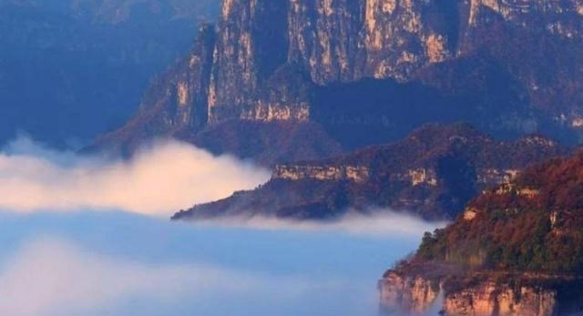 太行山|中国太行山上的村庄，曾与世隔绝，游客偶遇后发现堪称仙境