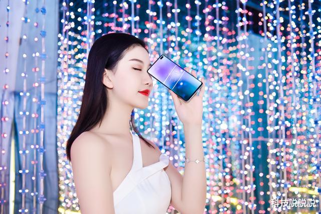 iphone11|大降2800元，三星彻底妥协了，网友：不考虑iPhone 11了！