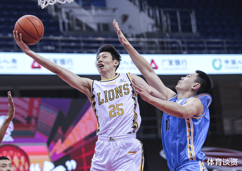 『林书豪』轰76+26+17！本土四巨头给林书豪上课，复赛4连胜，全华班彻底打疯