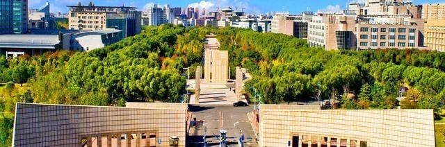 高校|四所985高校“爆冷”，投档分数不足500分！今年录取分数会降低？