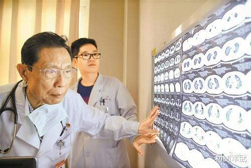 「」17年前的非典,没有特效药是怎么痊愈的?这三点原因缺一不可