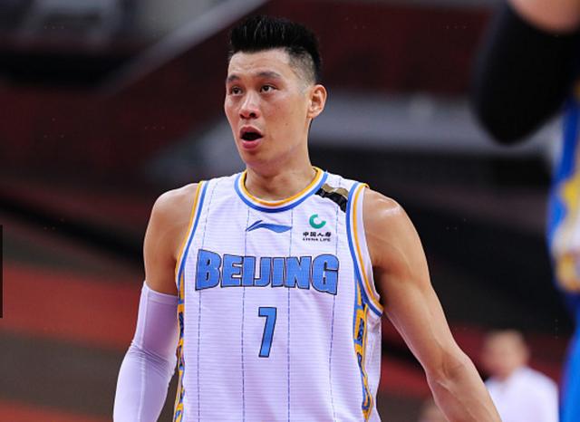 首钢集团|林书豪冲孙悦神迹!NBA+CBA总冠军全都要?首钢这赛季运气太逆天