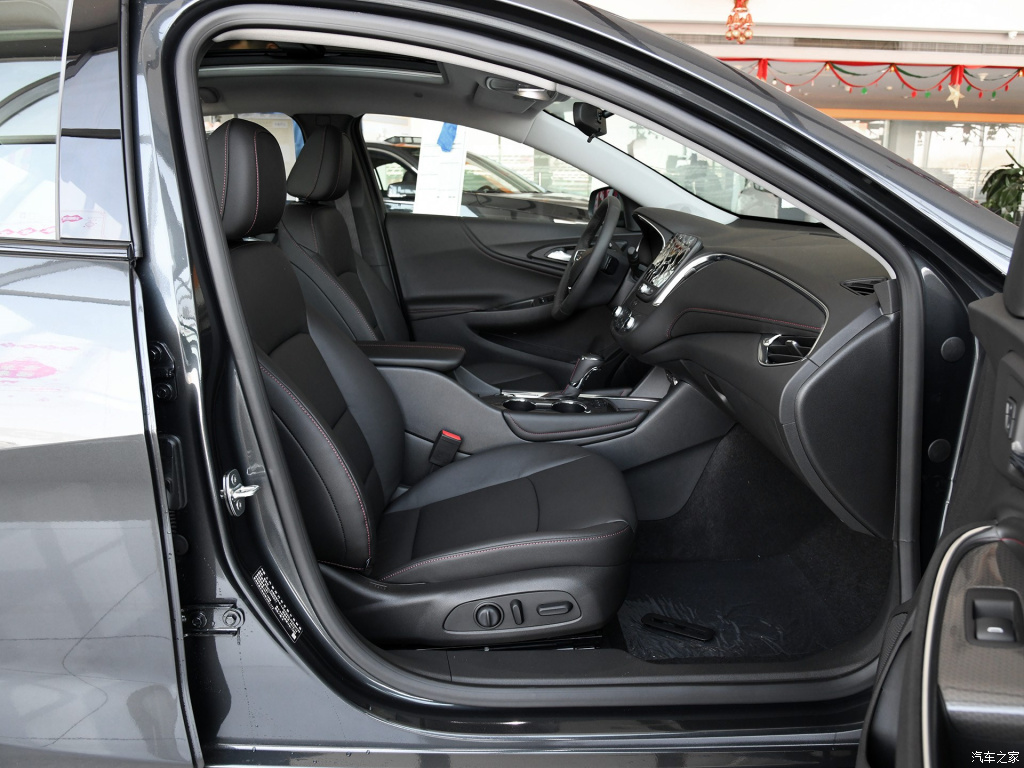 领动@隔壁小王买了这款B级车,村里直夸他会生活