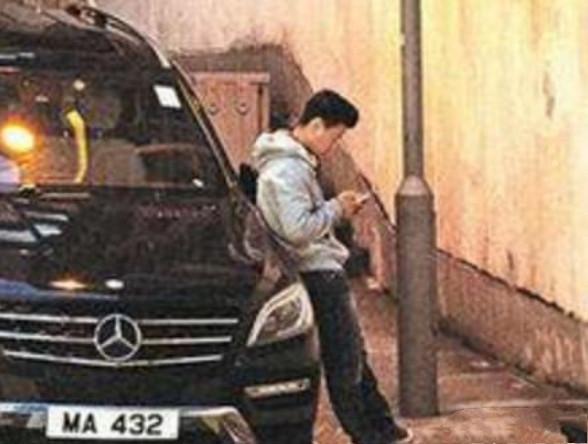 吴京：武打巨星，吴京开的车，王宝强开的车，张晋车的车，都不是一个等级的