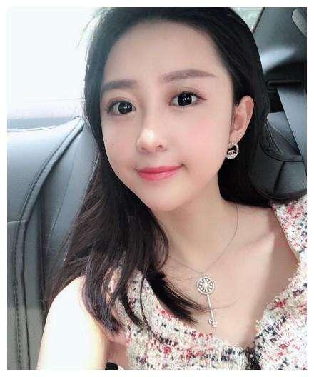 潘玮柏|潘玮柏老婆被扒出许多黑料，怪不得周杰伦留言说“哇靠”