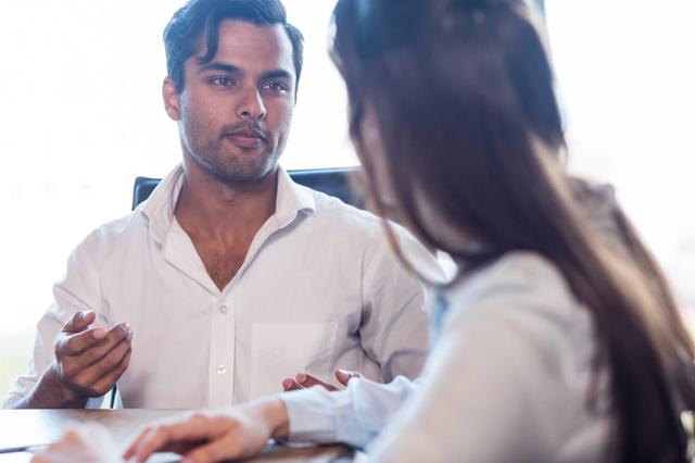 『』职场上不可对同事炫耀的3种事情，决定你的职场发展